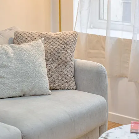 Le Aurelie F2 Avec Baignoire Balneo ! Lägenhet *